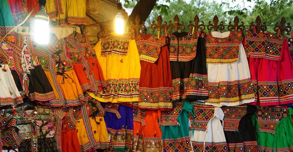 Places To Visit Near Ginger Ahmedabad RTO Circle- Markets
