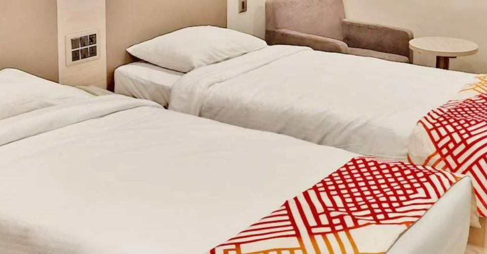 hotel-room-image
