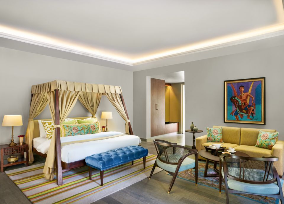 Deluxe room with Ganges View at hotel in rishikesh