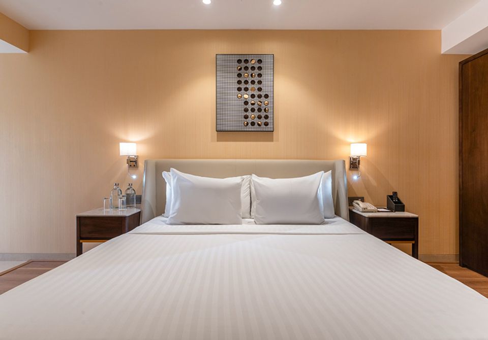 hotel-room-image