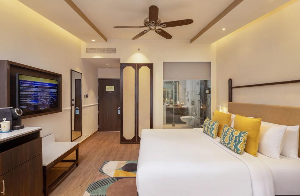 Deluxe Sea View Room Queen Bed
