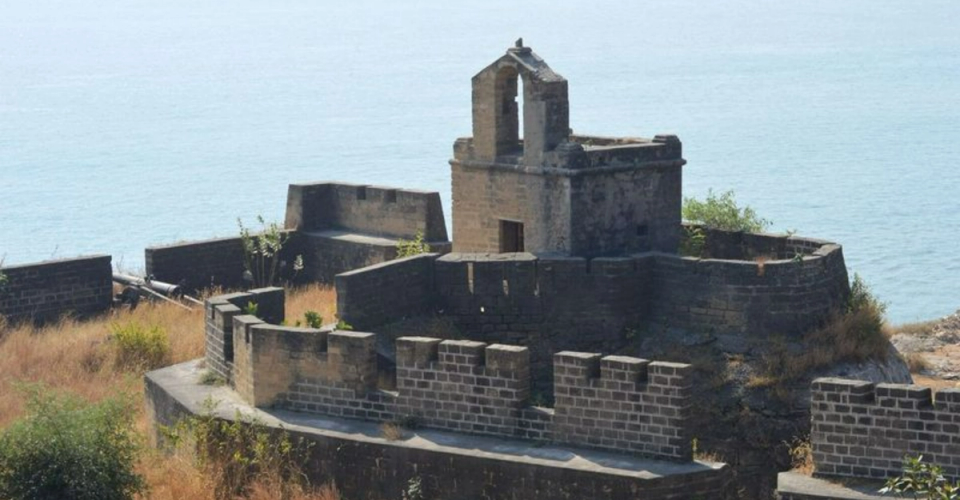 Places to visit near Ginger Diu Jalandhar Beach- Diu Fortress