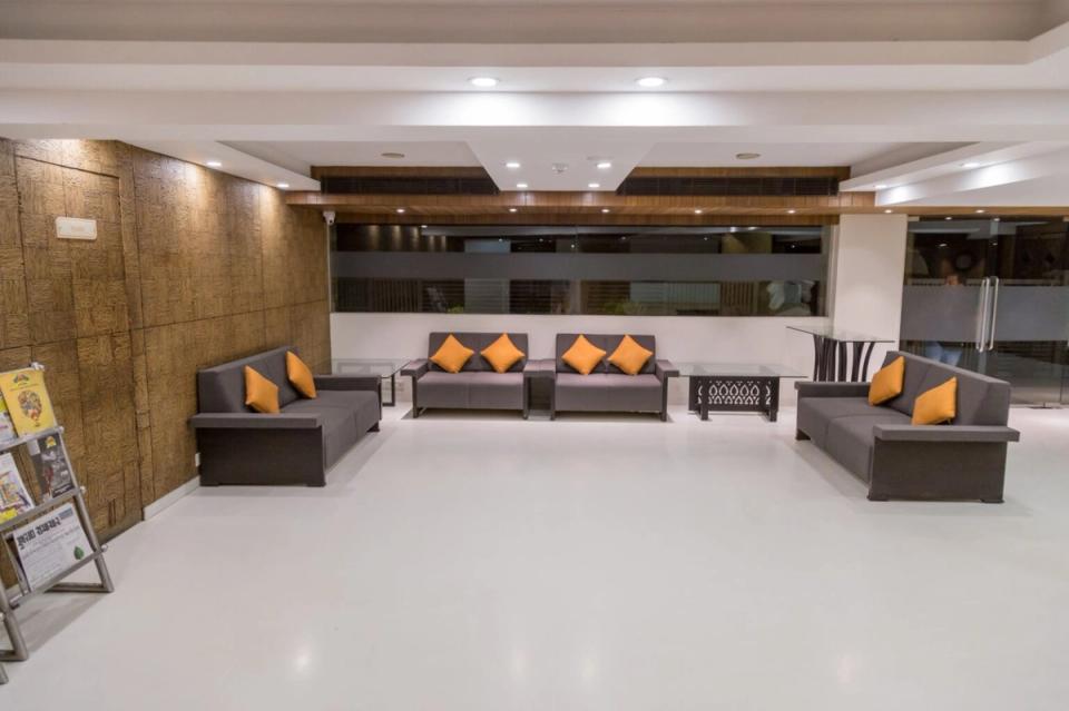 hotel-room-image