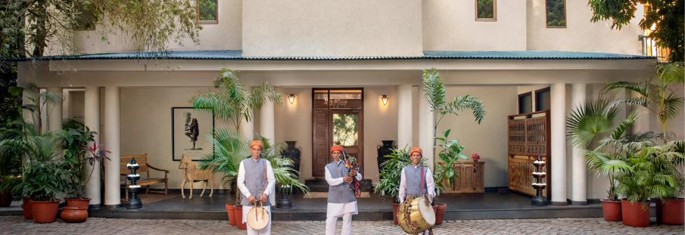 Front side area of Anand Kashi by the Ganges Hotel