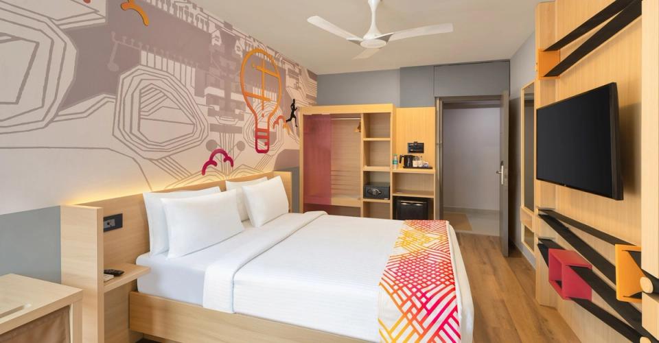 hotel-room-image