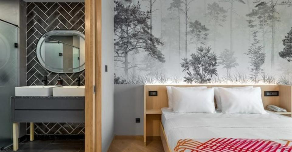 hotel-room-image