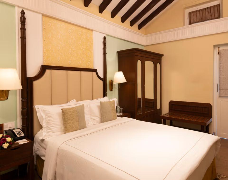 Superior Room Queen Bed - Savoy Ooty, IHCL SeleQtions