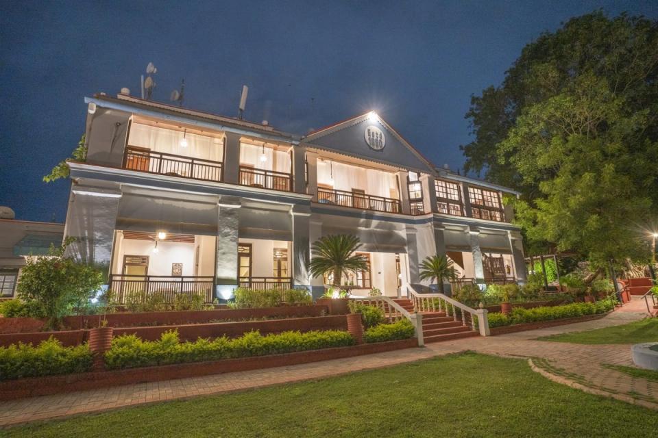 Luxury Gateway Madurai Hotel