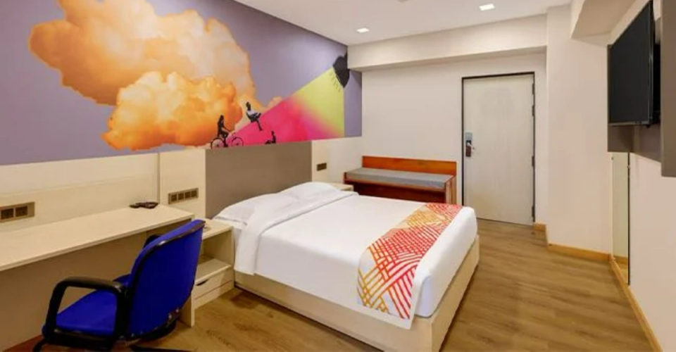 hotel-room-image