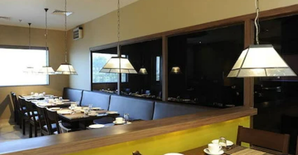 hotel-room-image