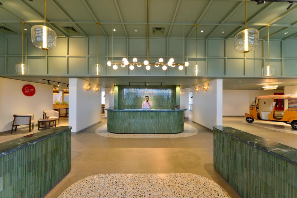 hotel-room-image