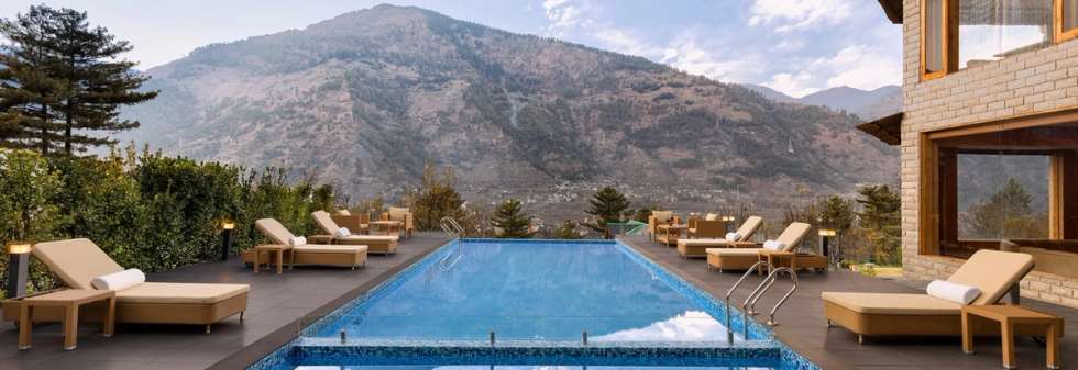 Swimminig Pool with View in Manali - IHCL SeleQtions
