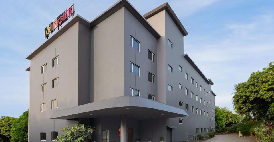 hotel-room-image