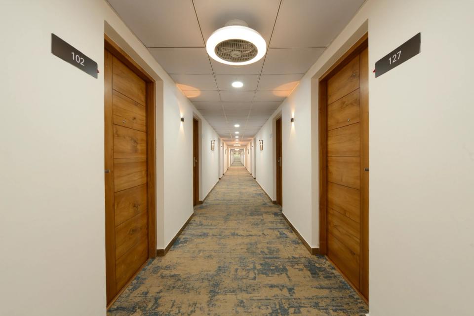 hotel-room-image