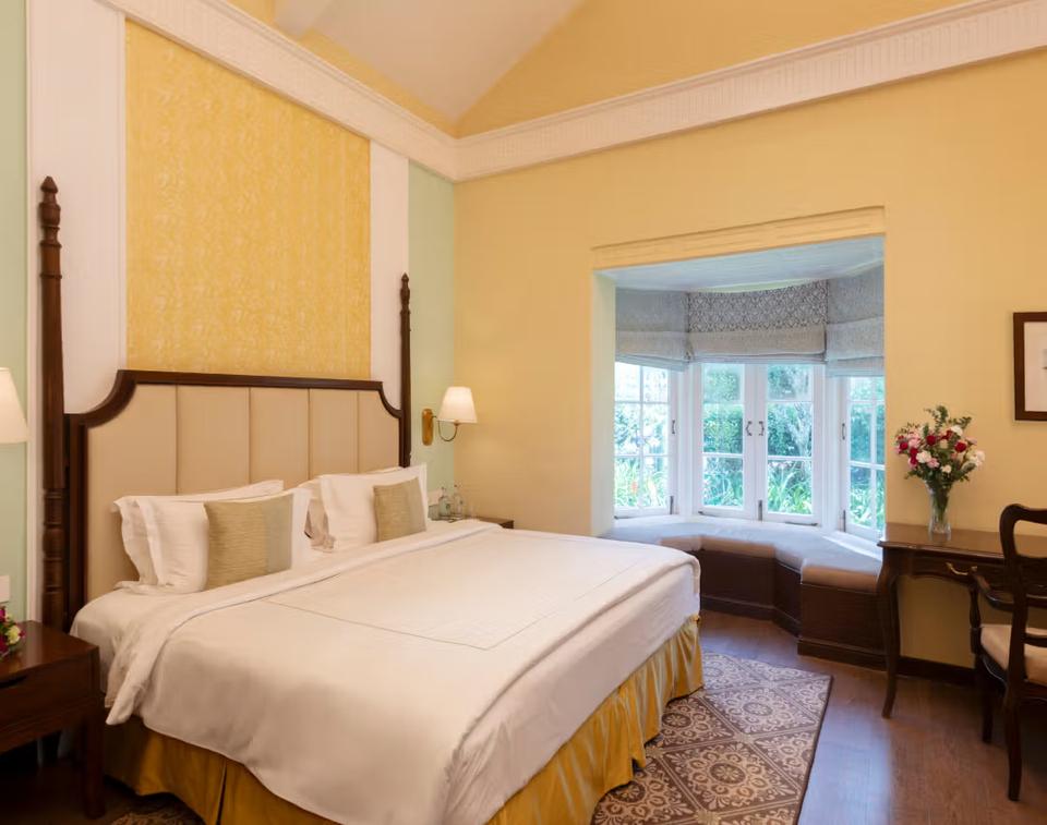 Premium Room Garden View King Bed - Savoy Ooty, IHCL SeleQtions