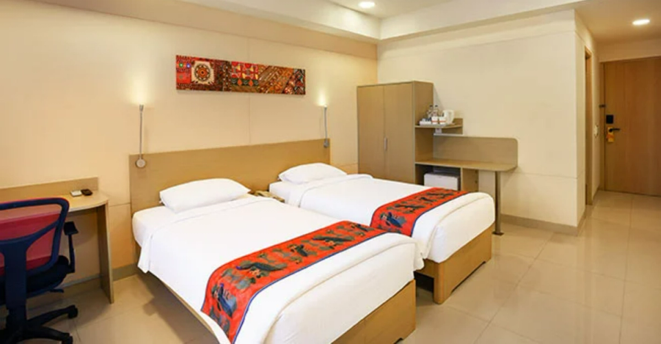 hotel-room-image