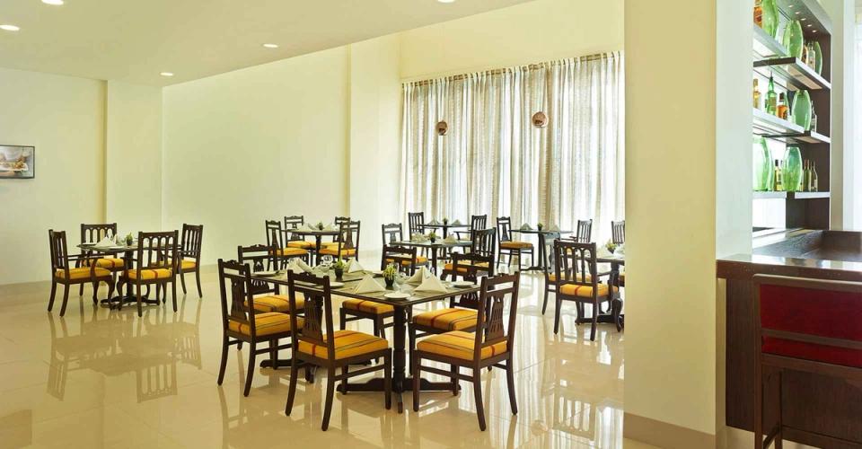 Ginger Gondia Balaghat Road Lounge Area 2