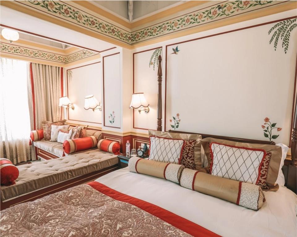 Palace Room Lake View Double Bed - Taj Lake Palace, Udaipur