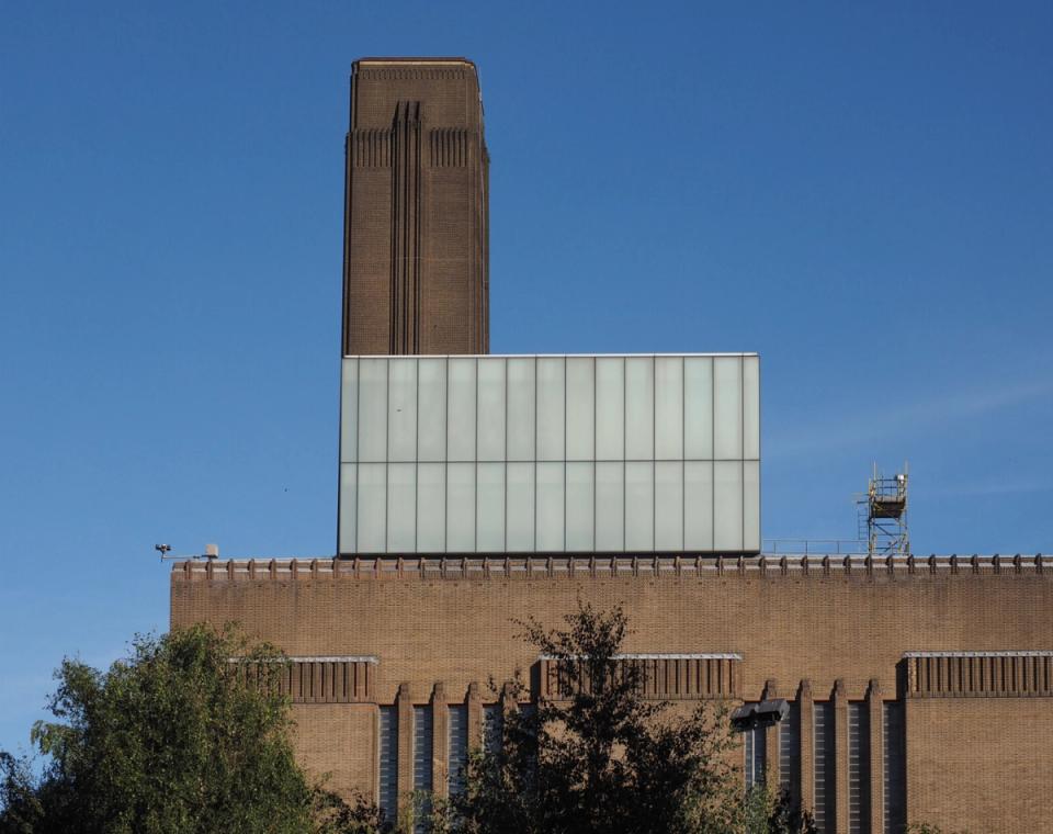 Tate Modern and Tate Britain - Attractions & Places to Visit in London