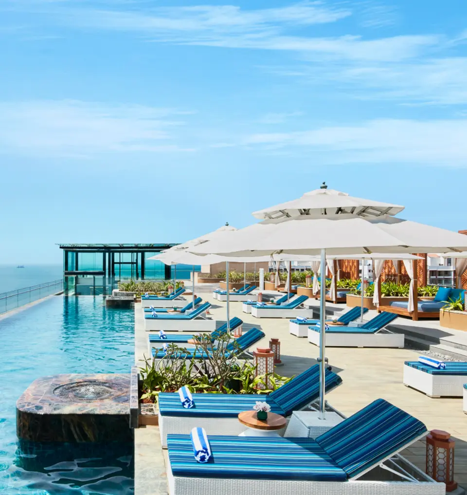 Outdoor Sea View Pools - Taj Cidade de Goa, Horizon