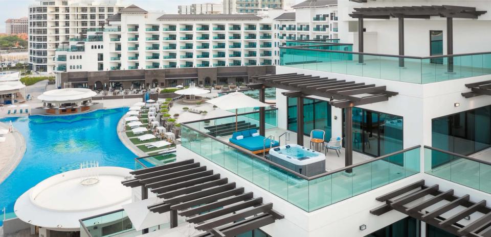 Pool of Taj Exotica Resort & Spa, The Palm, Dubai - Banner Image