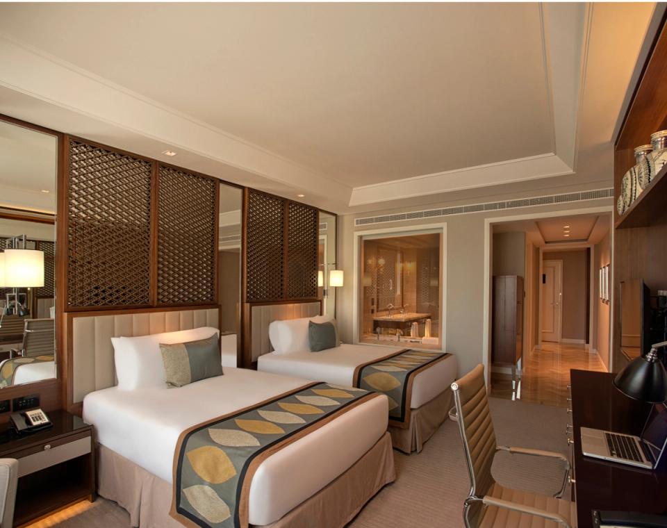Taj Club Room Twin Bed - Taj Dubai