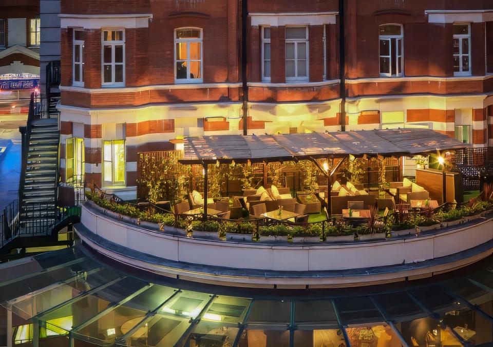 Terrace - Luxury Meeting Rooms & Event Spaces at St James' Court, London