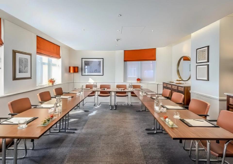 George VI - Luxury Meeting Rooms & Event Spaces at St James' Court, London