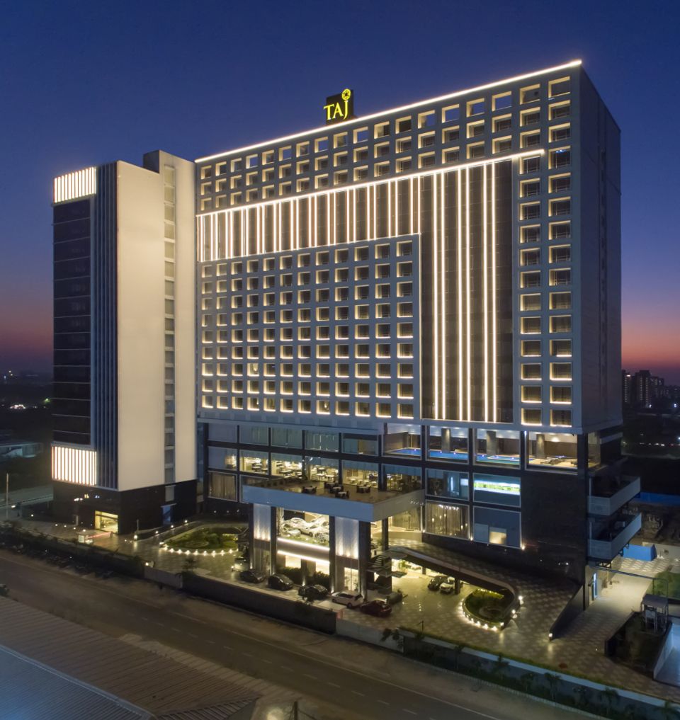 Closes Hotel To Sanand And SG Highway - Taj Skyline, Ahmedabad