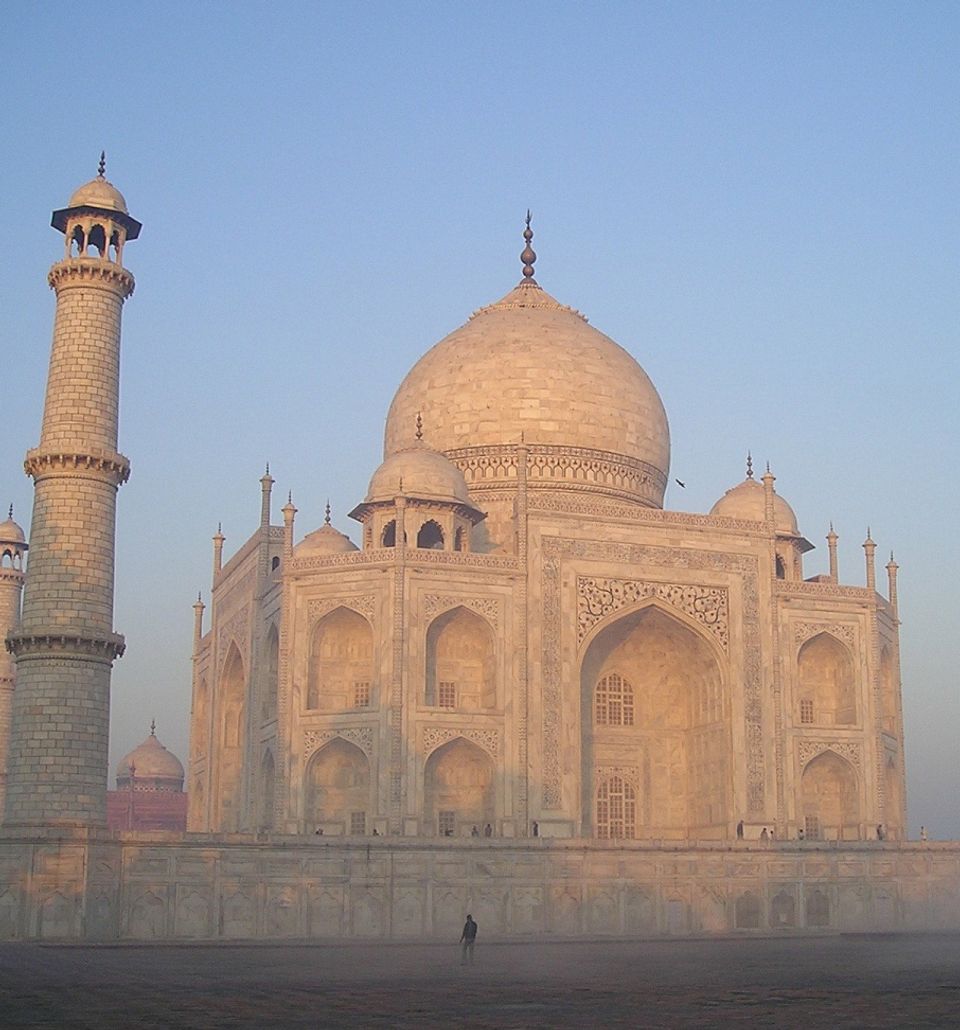Visit Taj Mahal Near Luxury Hotel of Taj Hotel & Convention Centre, Agra