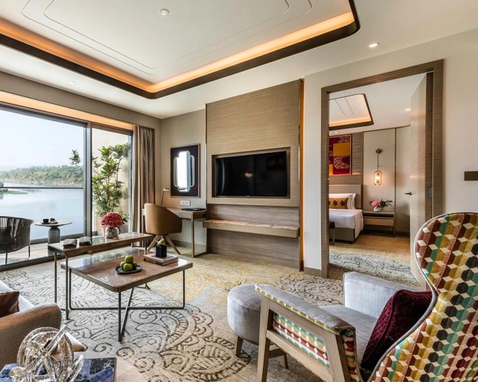  2 Bedroom Luxury Suite - Taj Lakefront, Bhopal