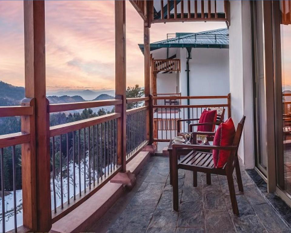 Premium Room Valley View - Luxury Rooms at Taj Theog, Shimla