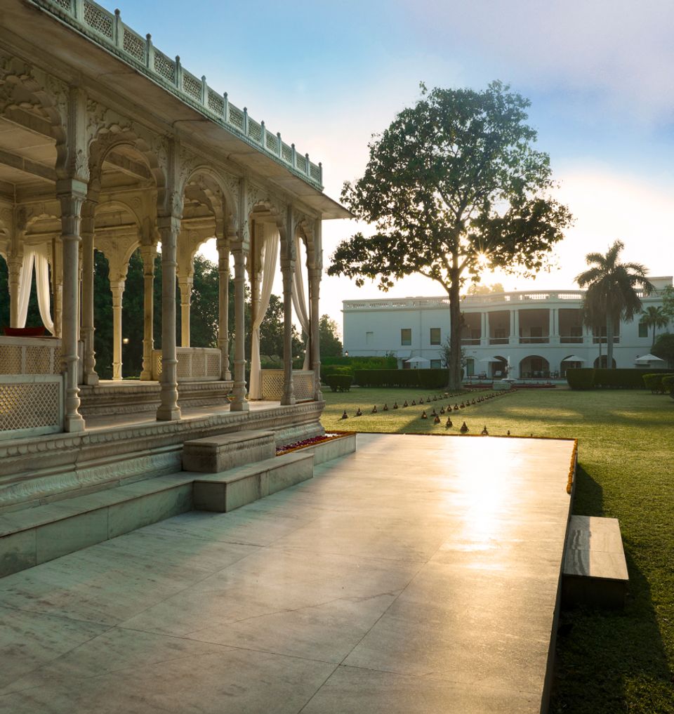 Royal Palace Built In 1782 - Taj Nadesar Palace