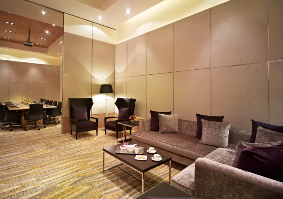 Boardroom 1 & Lounge - Luxury Meeting Rooms and Event Spaces at Taj City Centre, Gurugram