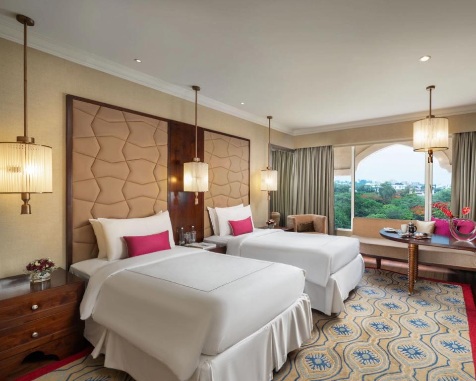 Luxury Room City View Twin Bed - Taj Krishna