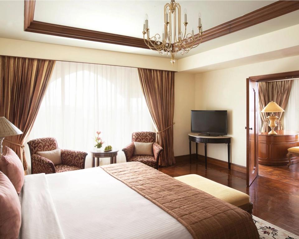 Luxury Suite One Bedroom - Taj Krishna
