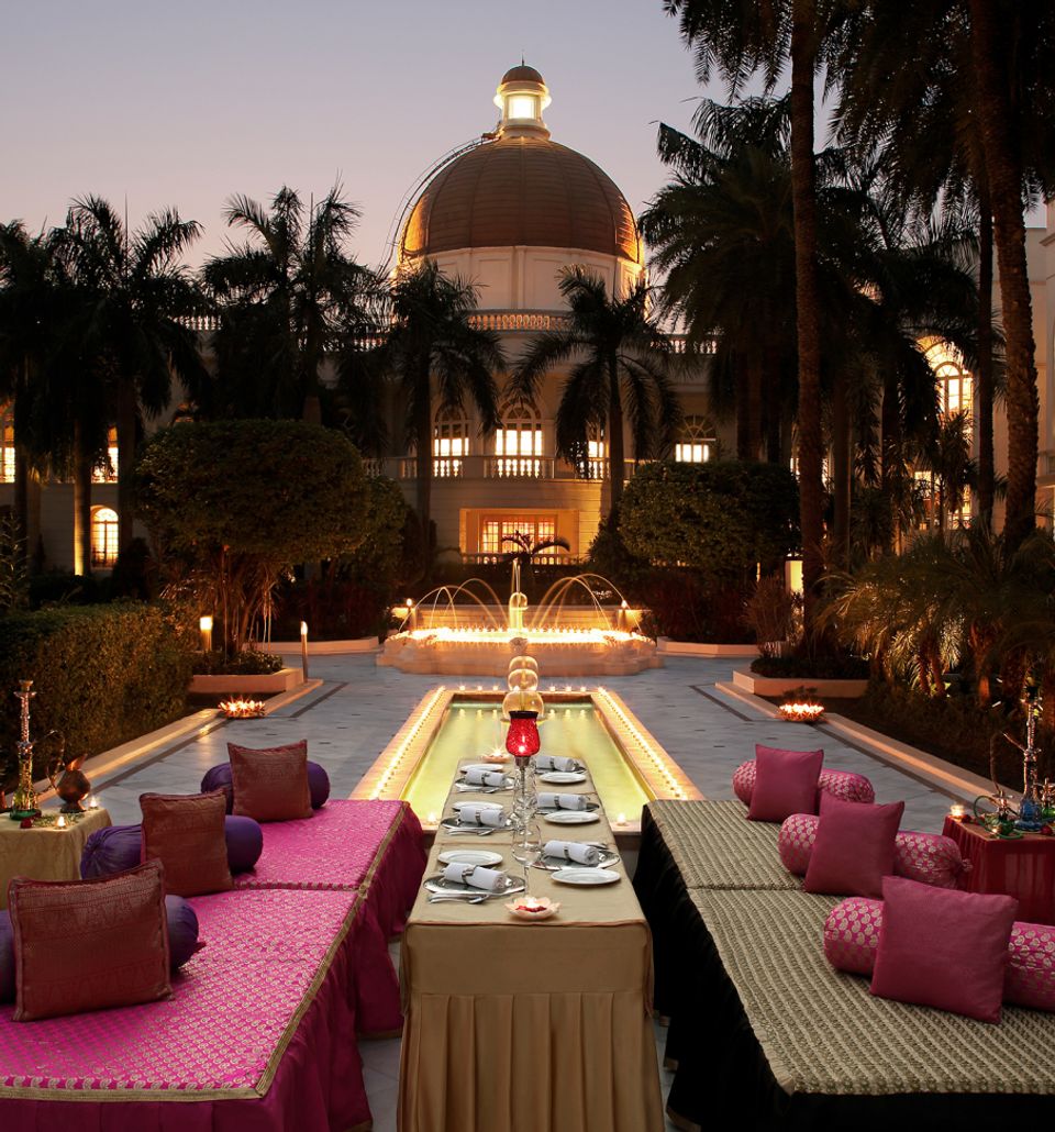  Culinary Delight At The Poolside - Experiences at Taj Mahal, Lucknow