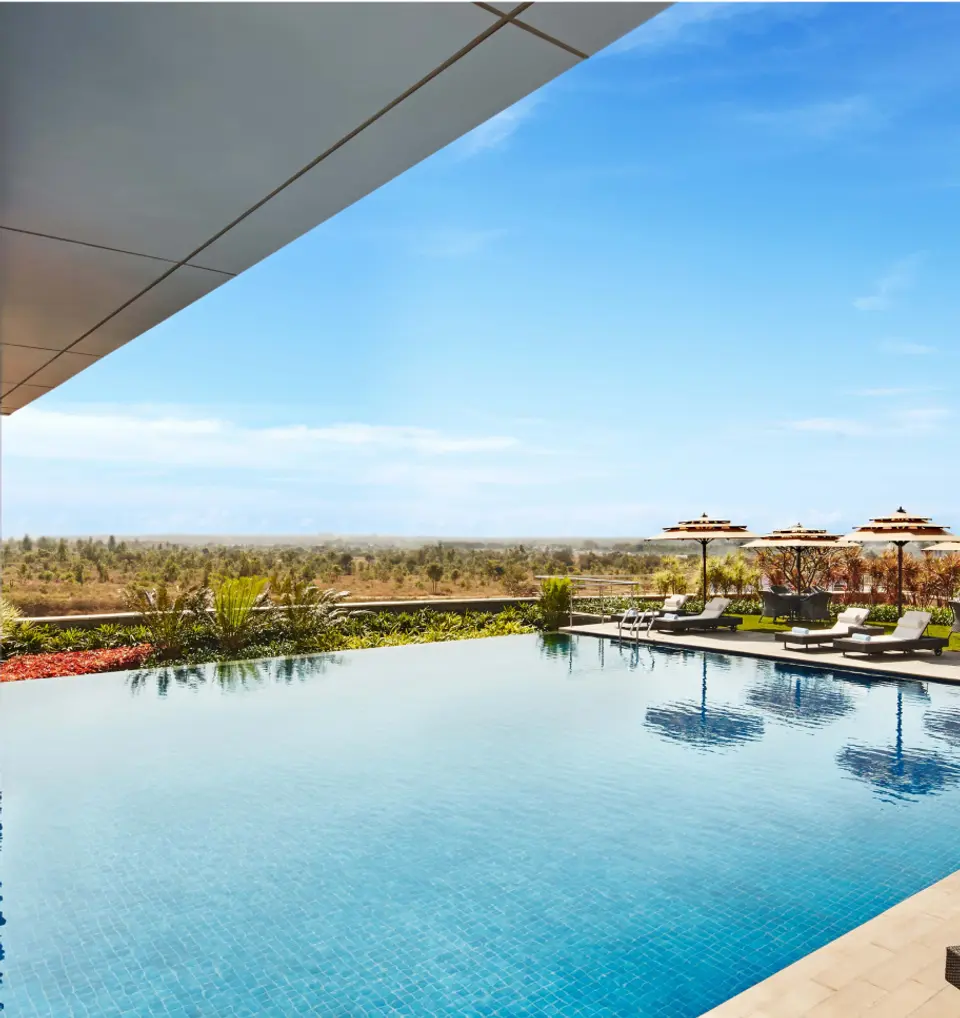 Infinity Pool - Taj Bangalore, Bengaluru