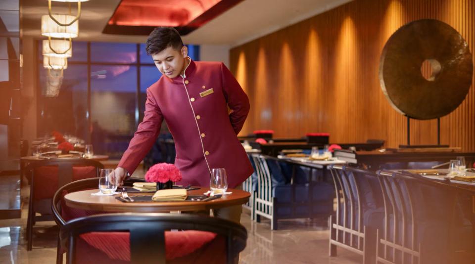   Luxury Fine Dining at House of Ming - Taj Mahal, New Delhi  