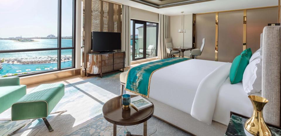 Luxury Room of Taj Exotica Resort & Spa, The Palm, Dubai - Banner Image