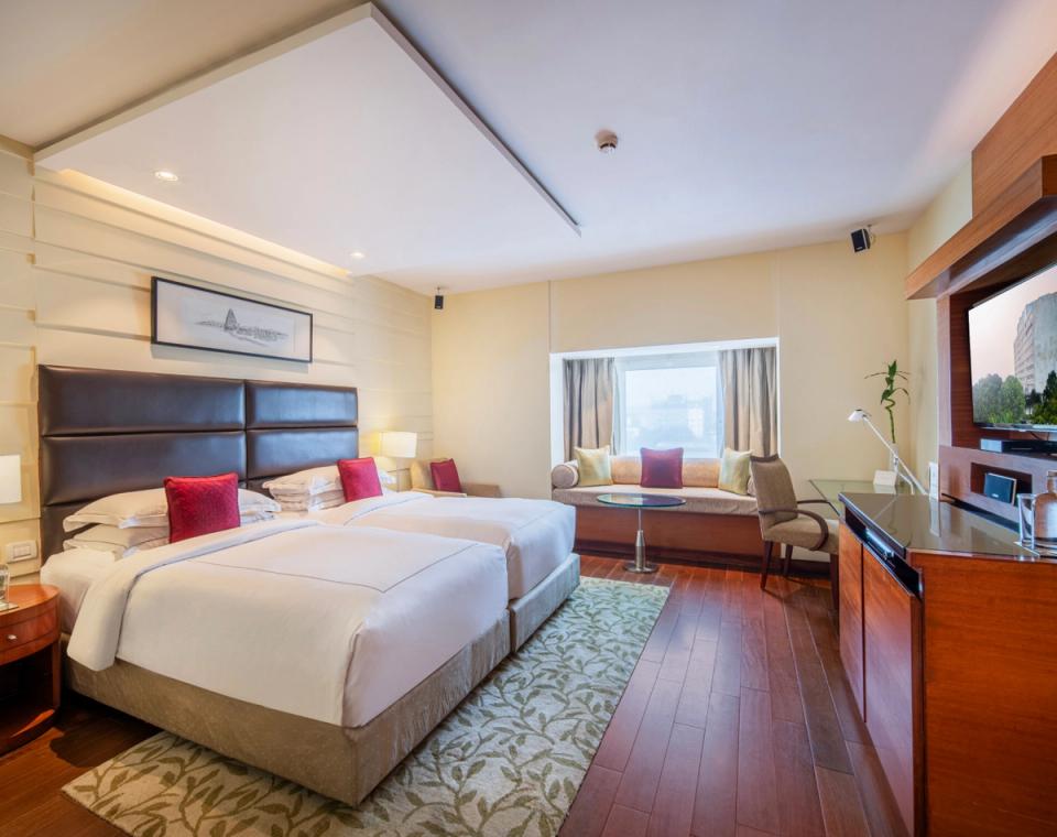 Luxury Room With Twin Bed at Taj Coromandel, Chennai