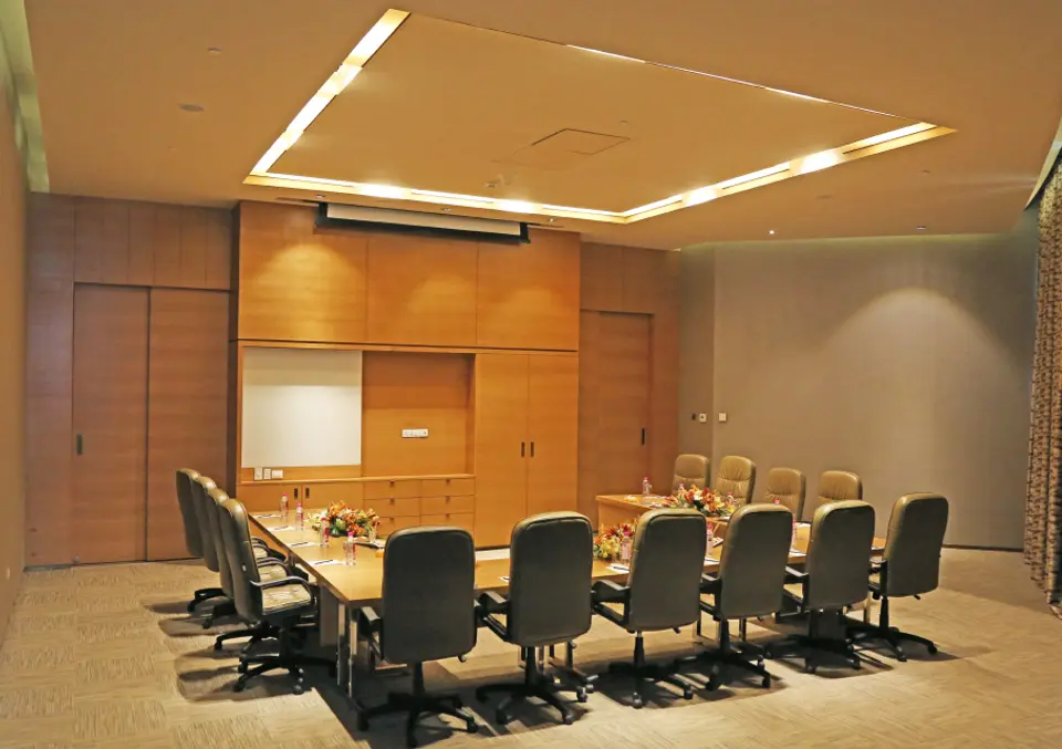 Meeting Room 11 - Luxury Venues at Taj Bangalore, Bengaluru