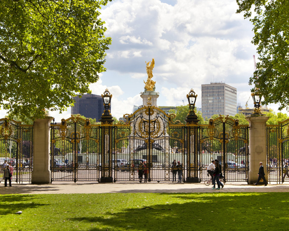 Green Park near Taj 51 Buckingham Gate