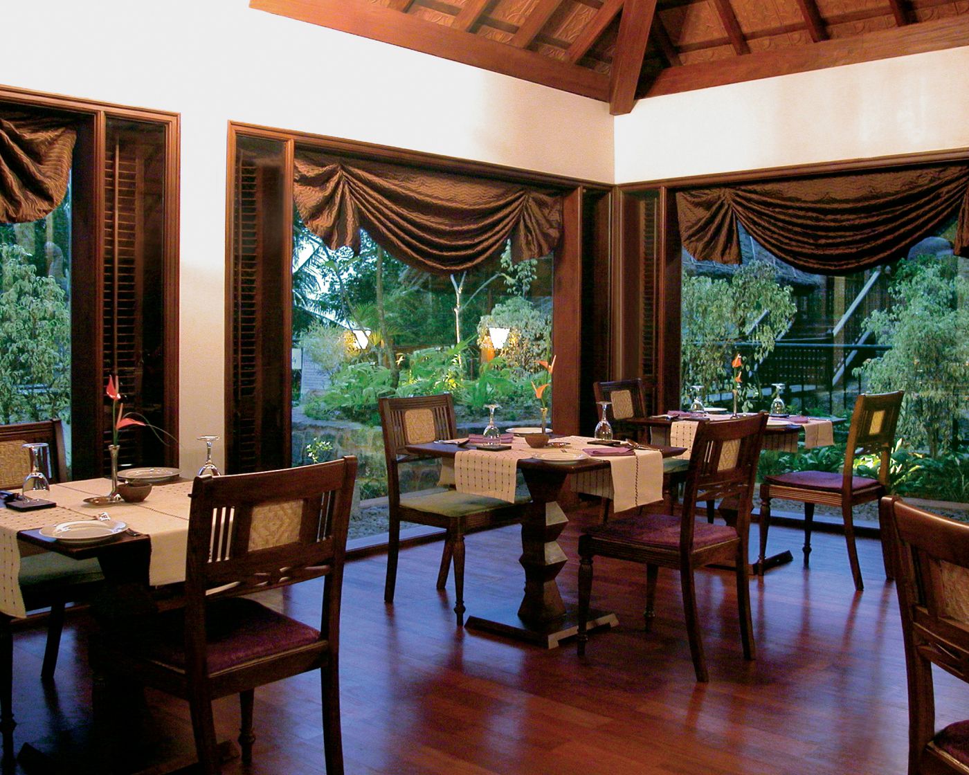  Curries - Luxury Dining at Taj Green Cove, Kovalam