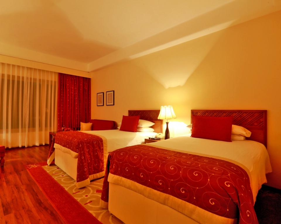 Deluxe Room City Facing With King Bed - Taj Samudra, Colombo