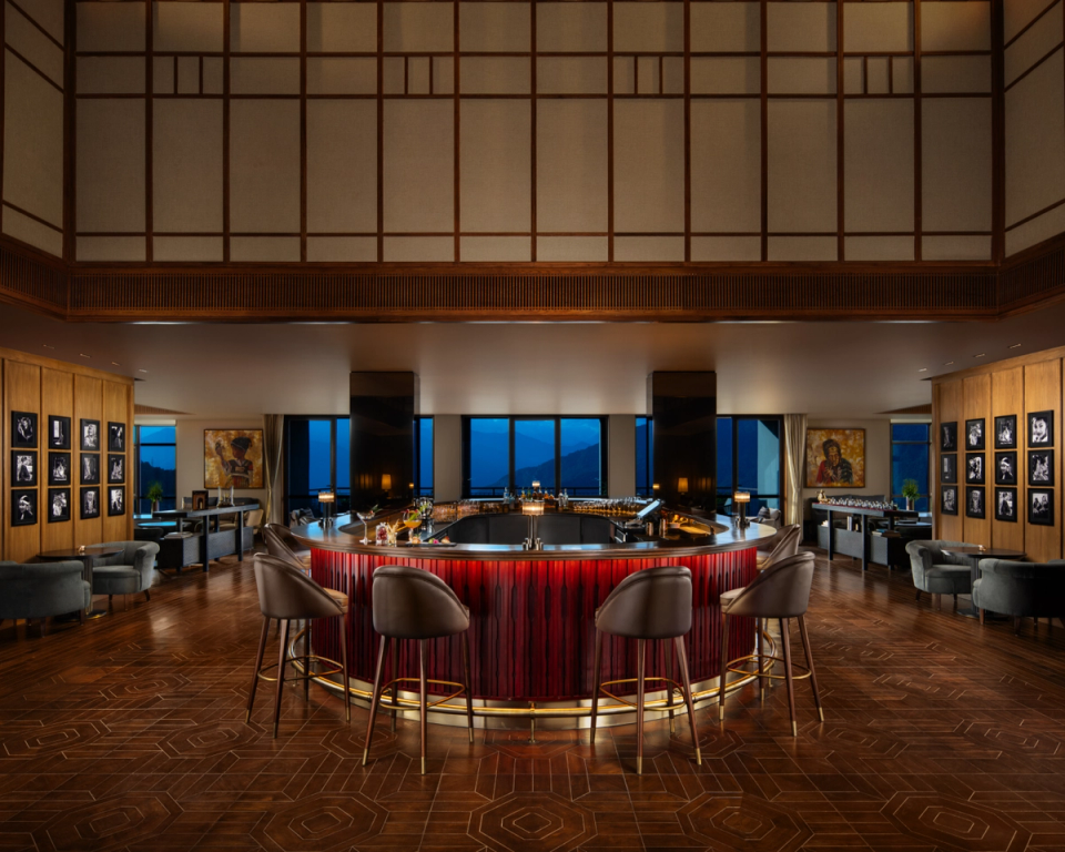  Guras Bar & Lounge - Luxury Dining at Taj Guras Kutir Resort & Spa