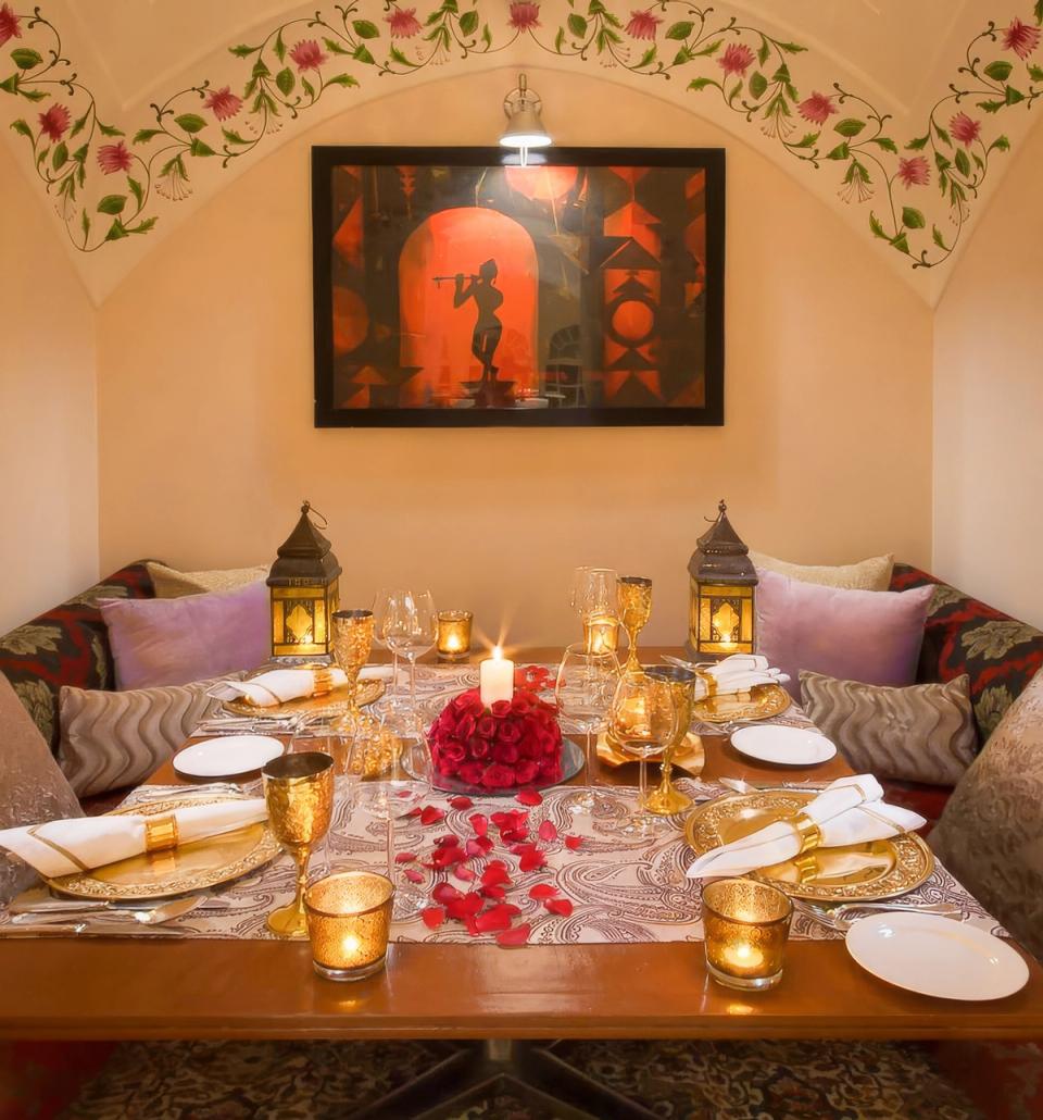 Unique Dining - Must-Have Jaipur Experiences