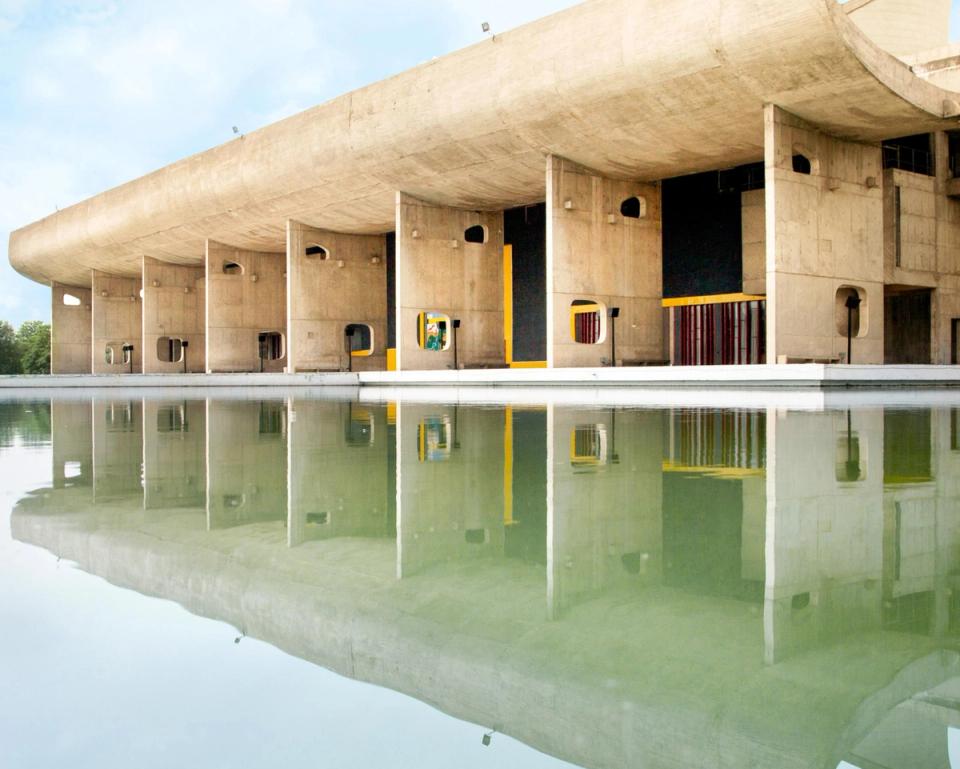  Le Corbusier Centre near Taj Chandigarh