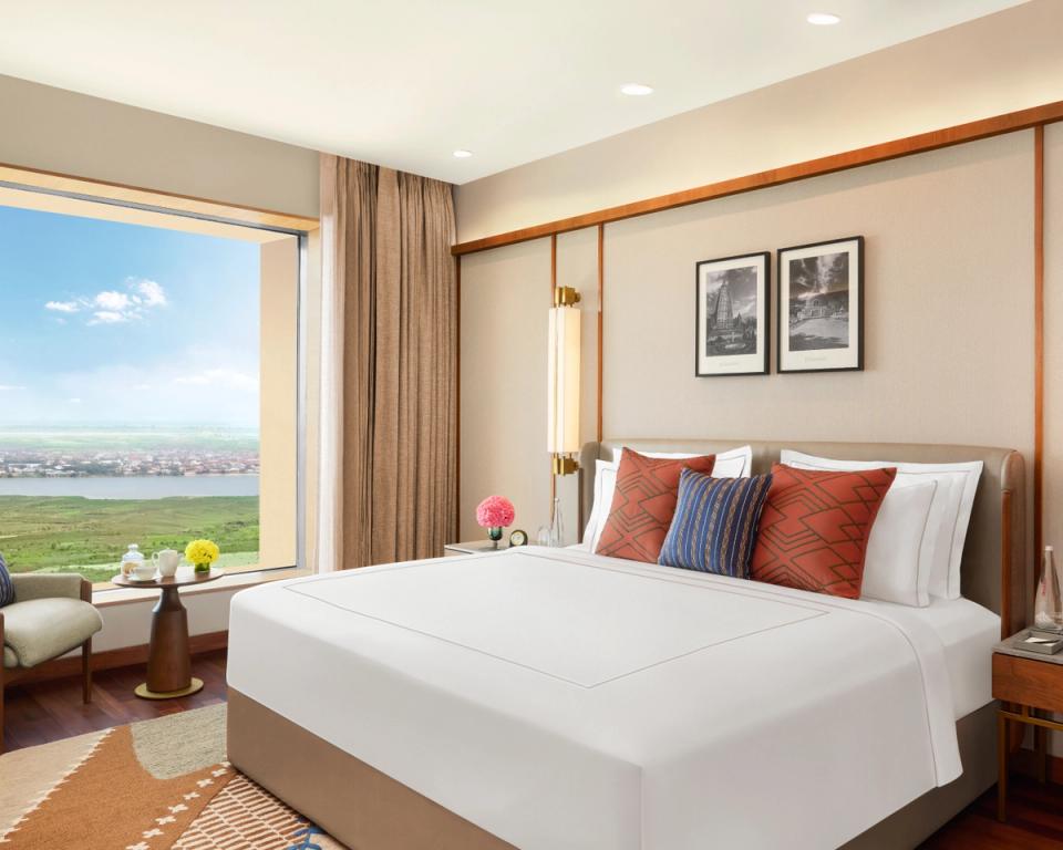 Luxury Suite Marine Drive - Rooms at Taj City Centre, Patna