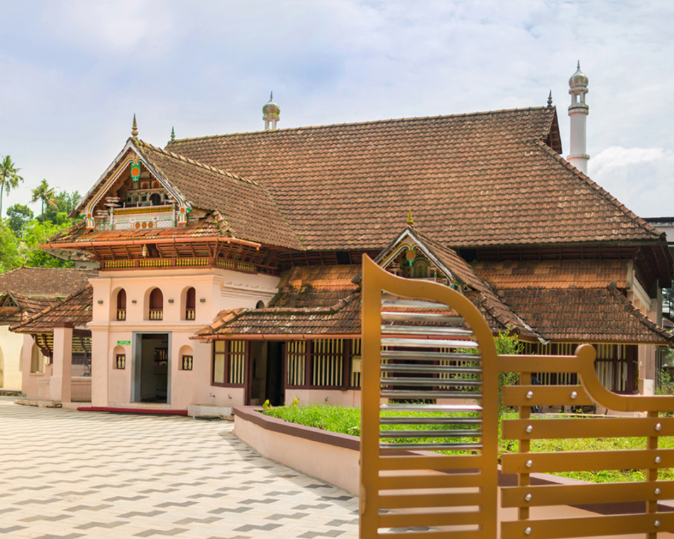  Thazhathangady Juma Masjid near Taj Kumarakom Resort & Spa